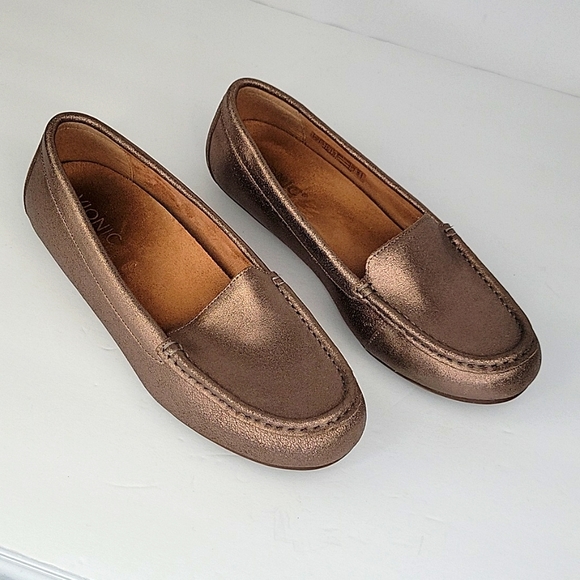 Vionic Debbie Metallic Leather Loafer Gold Size 9 - Picture 2 of 13
